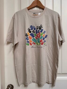 NWT Uniqlo UT Henri Matisse 1953 La Gerbe (The Sheaf). Size L